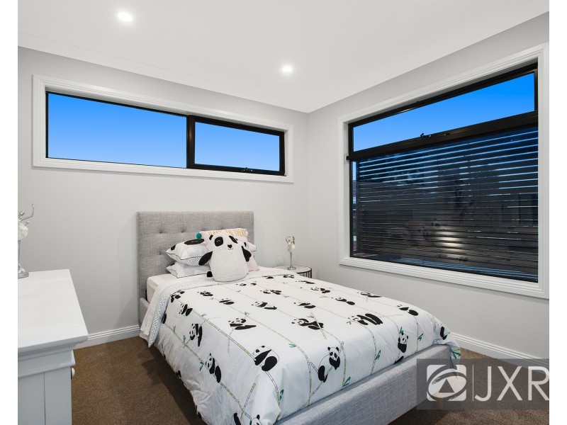 2/35 Medoro Grove, Mulgrave VIC 3170