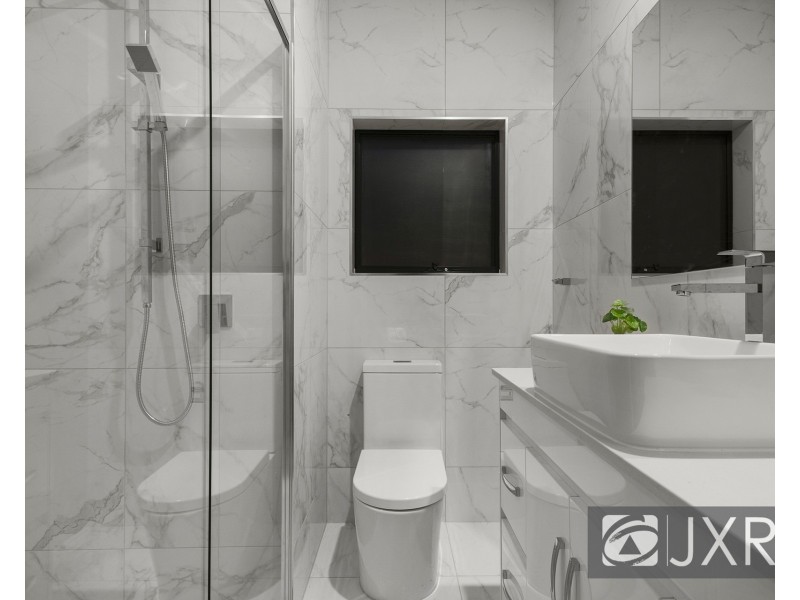 2/35 Medoro Grove, Mulgrave VIC 3170