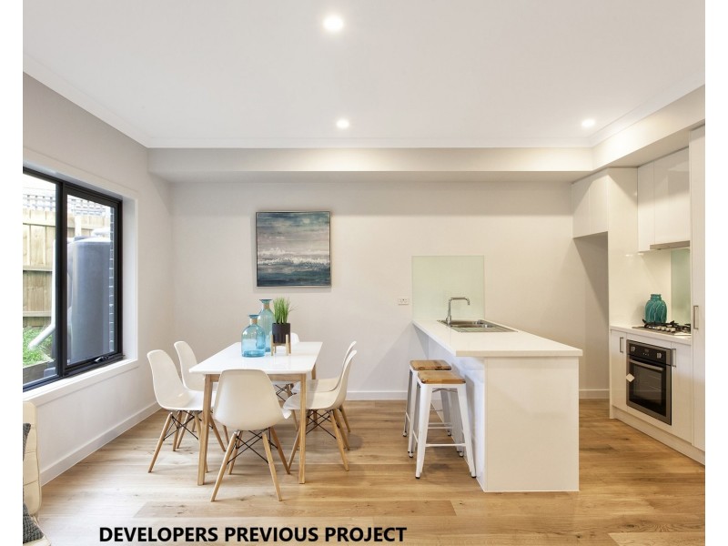 2/8 Coane Street, Oakleigh East VIC 3166