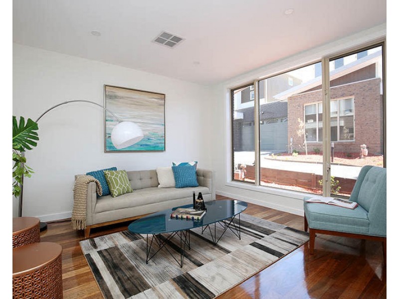 5/2 Nartanda Court, Doncaster East VIC 3109