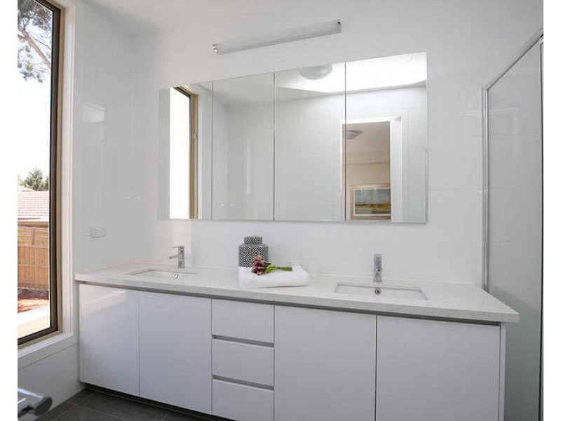 5/2 Nartanda Court, Doncaster East VIC 3109