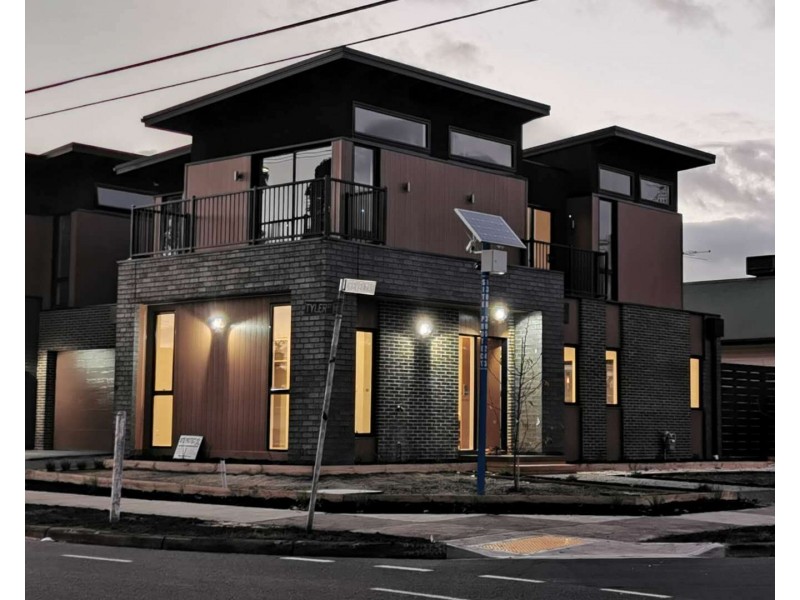 2/1 Crevelli Street, Preston VIC 3072