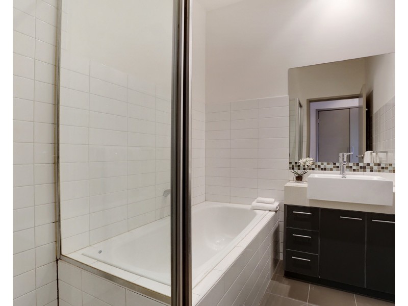 2/8-10 Browns Road, Clayton VIC 3168