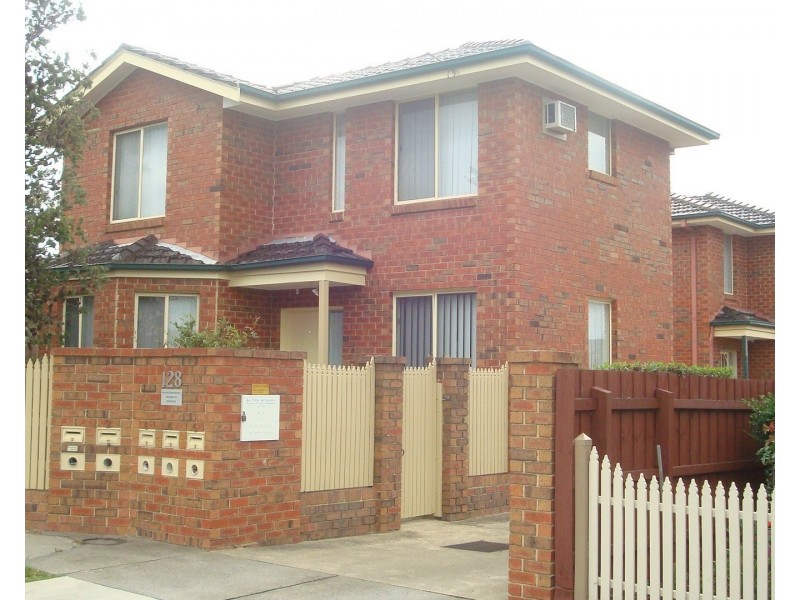 4/128 Kanooka Grove, Clayton VIC 3168