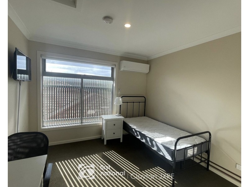 9 Gardiner Road, Clayton VIC 3168