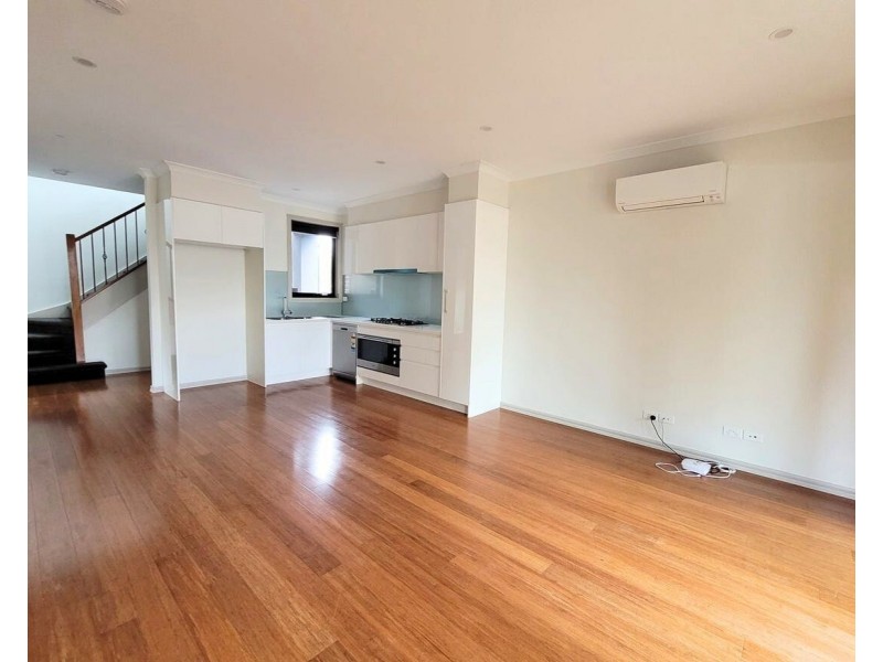 3/58 Koonawarra Street, Clayton VIC 3168