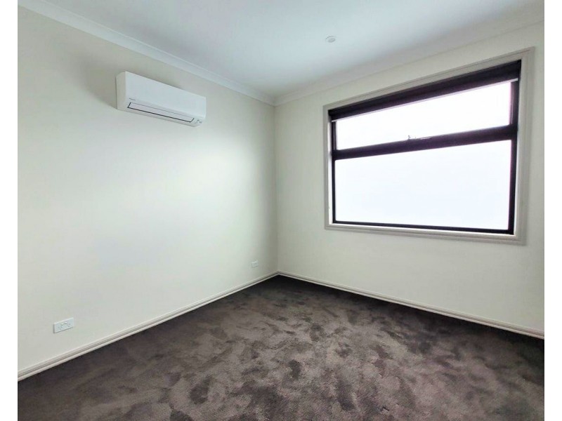 3/58 Koonawarra Street, Clayton VIC 3168