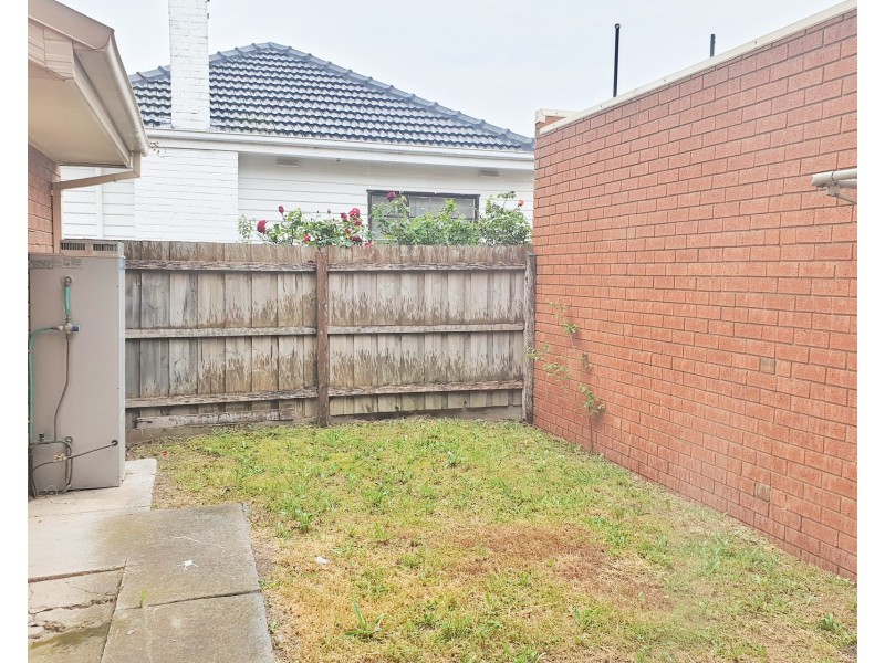 1/8 Marshall Avenue, Clayton VIC 3168