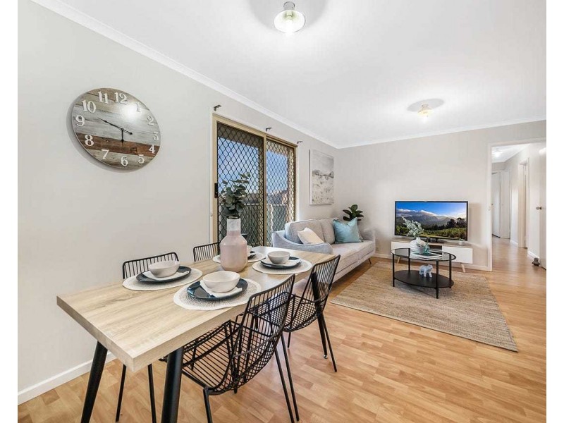 6 Bill Place, Hampton Park VIC 3976