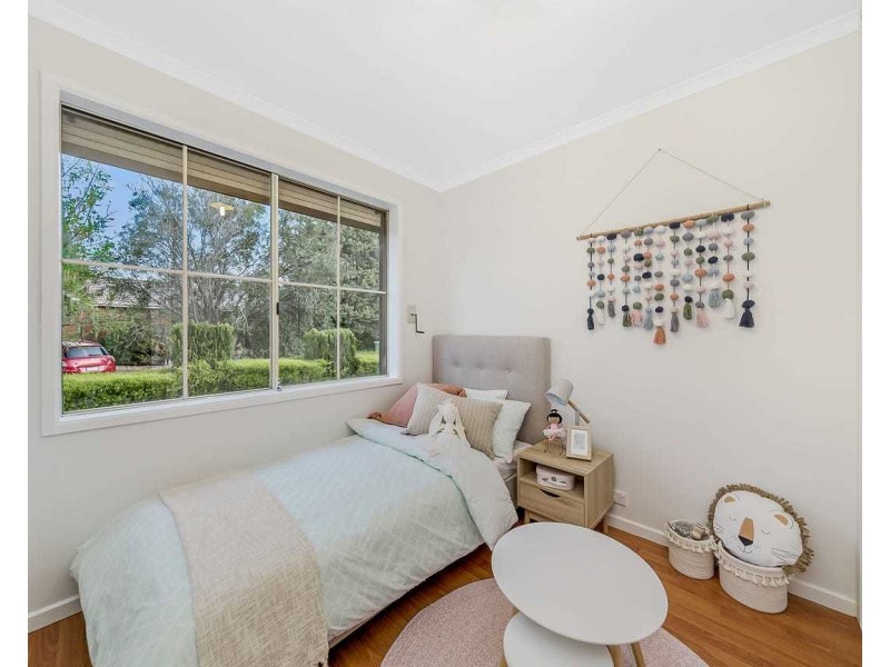 6 Bill Place, Hampton Park VIC 3976