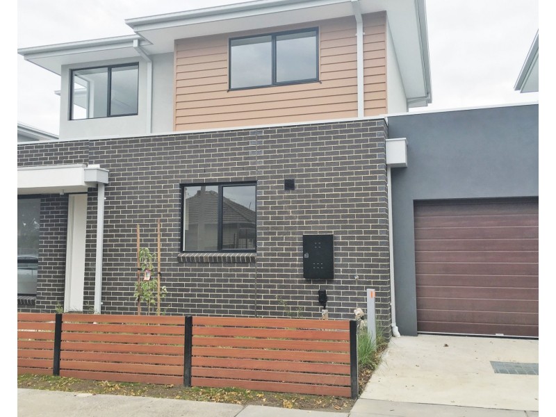 26 Laura Street, Clayton South VIC 3169