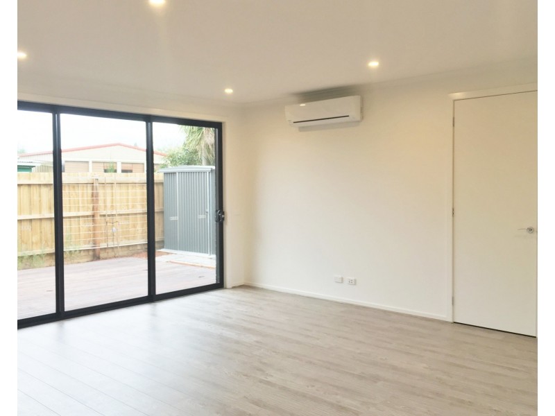 26 Laura Street, Clayton South VIC 3169