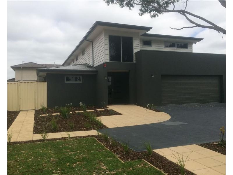 1/9 Gardiner Road, Clayton VIC 3168