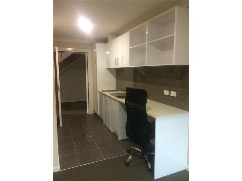 1/9 Gardiner Road, Clayton VIC 3168