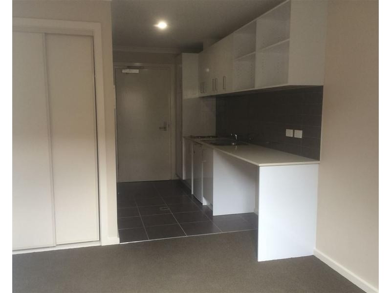 1/9 Gardiner Road, Clayton VIC 3168