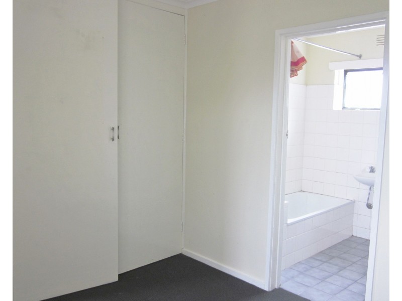 10/2B Nullawil Street, Springvale VIC 3171