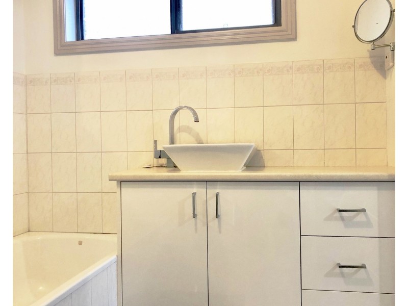 1/16 Boyd Avenue, Oakleigh East VIC 3166