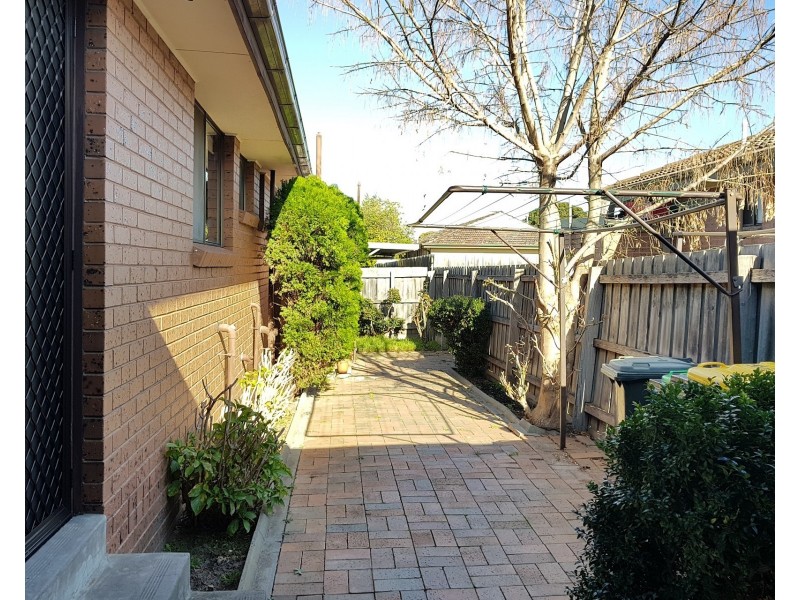 4/17 Milton Avenue, Clayton South VIC 3169