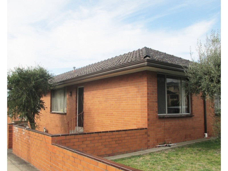 1/2 Mary Street, Clayton VIC 3168