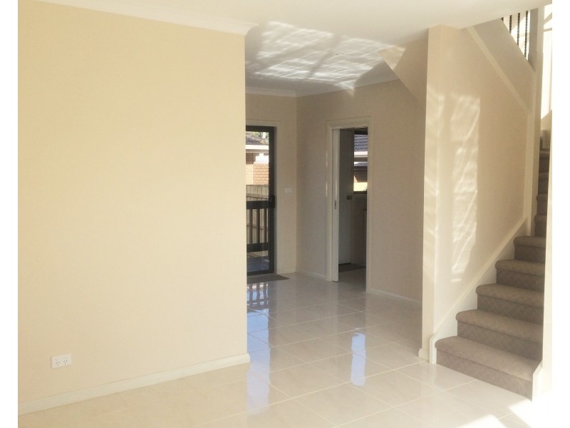 22B Flora Road, Clayton VIC 3168