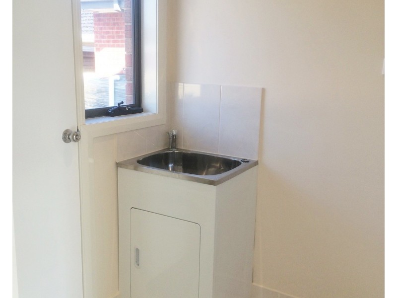 22B Flora Road, Clayton VIC 3168