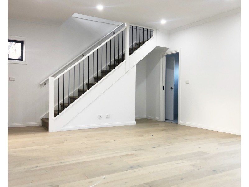 2/40 Harlington Street, Clayton VIC 3168