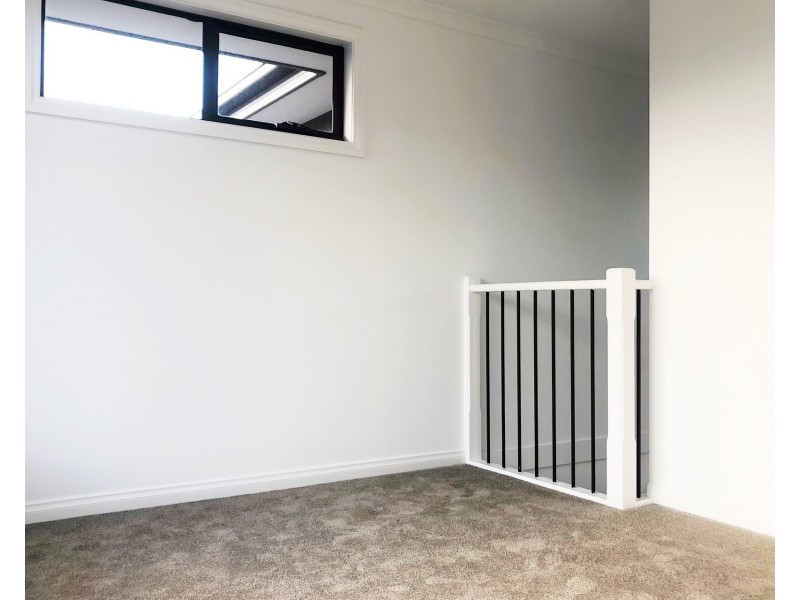 2/40 Harlington Street, Clayton VIC 3168