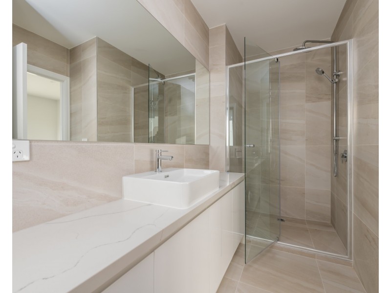 53 Koonawarra Street, Clayton VIC 3168