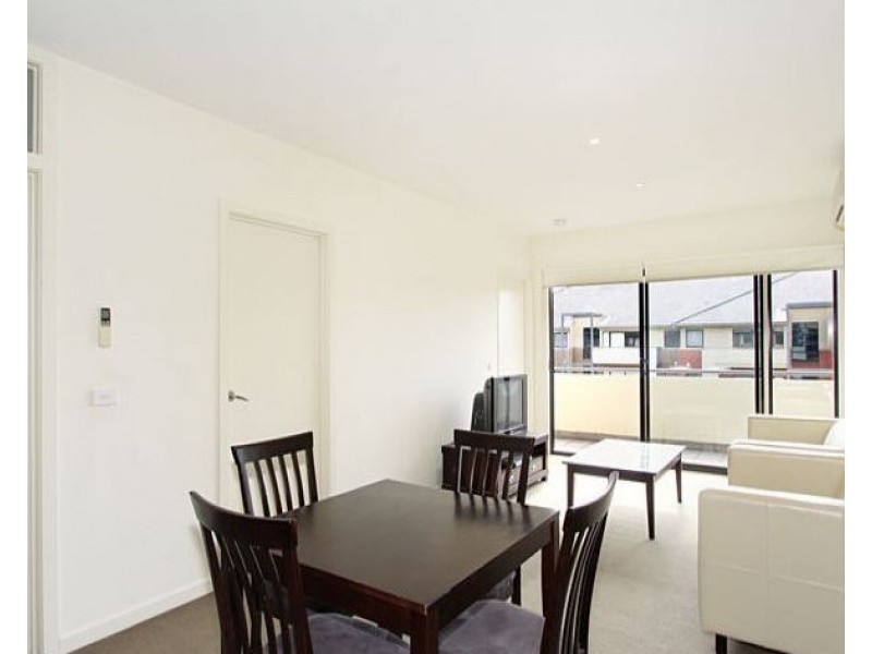 30/1 Greenfield Drive, Clayton VIC 3168