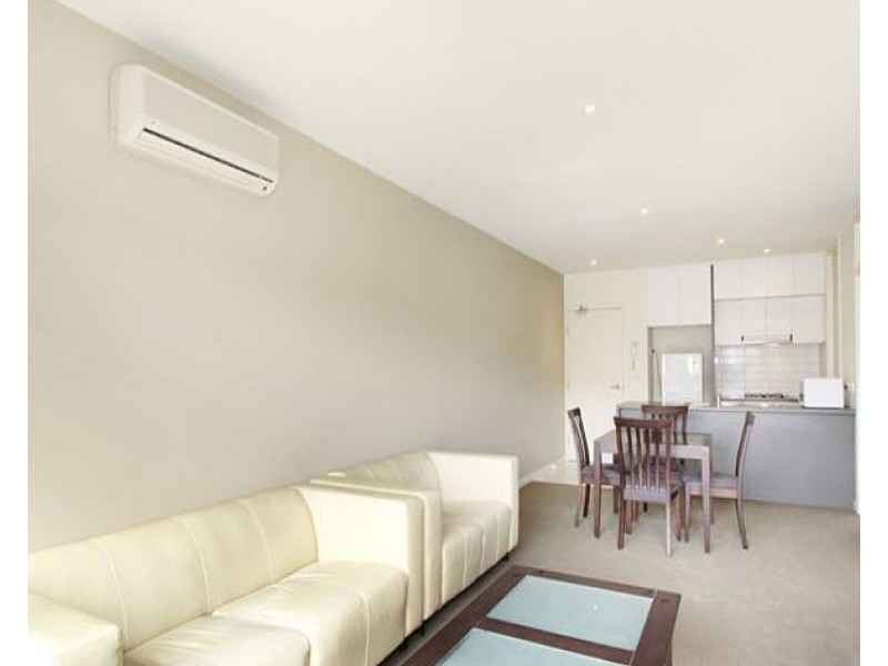 30/1 Greenfield Drive, Clayton VIC 3168
