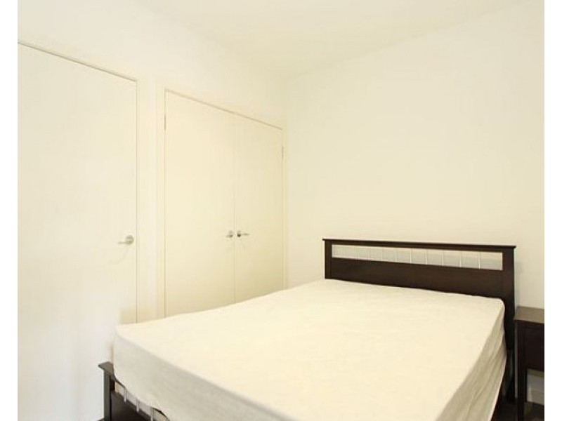 30/1 Greenfield Drive, Clayton VIC 3168