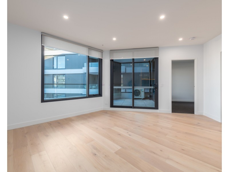 111/18 Lomandra Drive, Clayton South VIC 3169