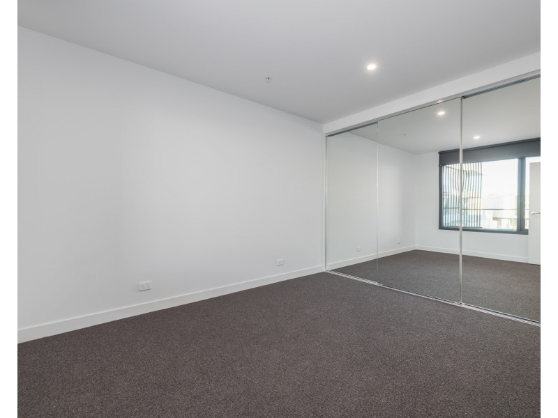 111/18 Lomandra Drive, Clayton South VIC 3169