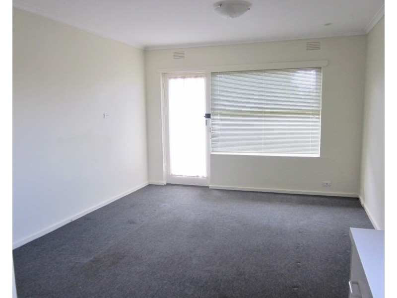 8/2B Nullawil Street, Springvale VIC 3171