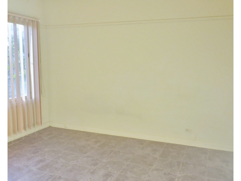 16 Koonawarra Street, Clayton VIC 3168