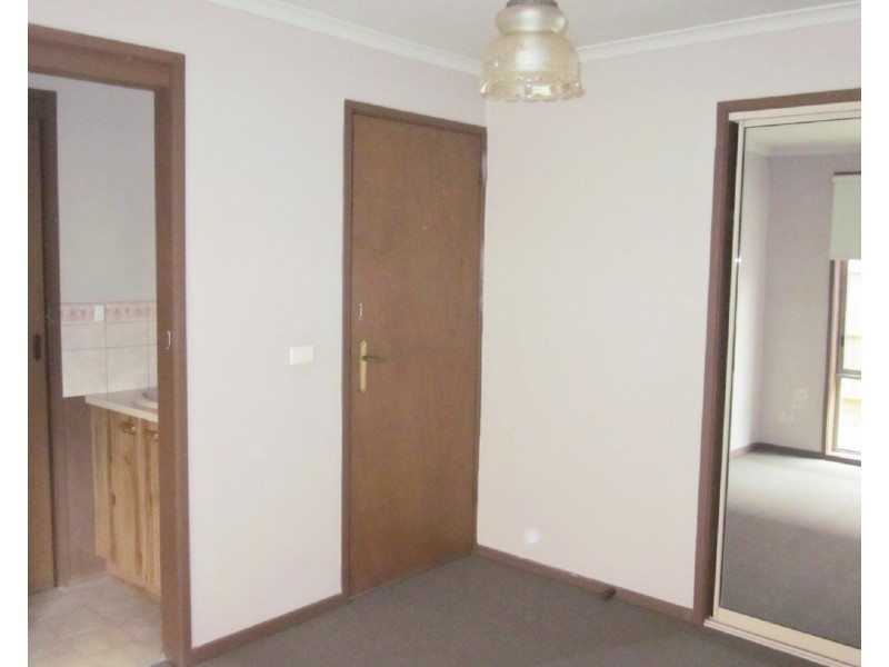 9/2 Cunningham Place, Oakleigh South VIC 3167