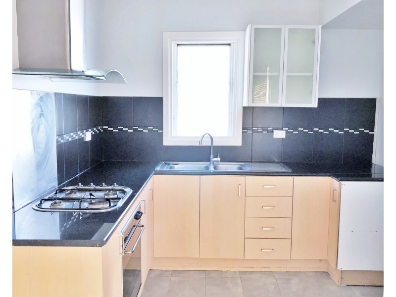 1/24 First Street, Clayton South VIC 3169