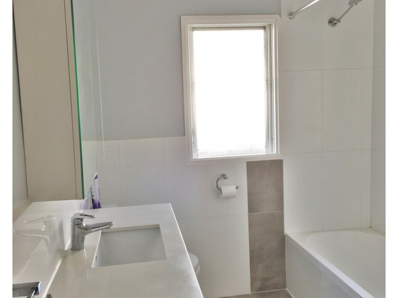 1/24 First Street, Clayton South VIC 3169