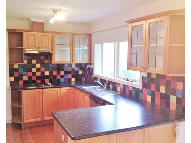 11 Miranda Close, Clayton South VIC 3169