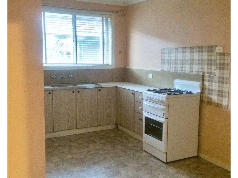 2/25 Oakes Avenue, Clayton South VIC 3169