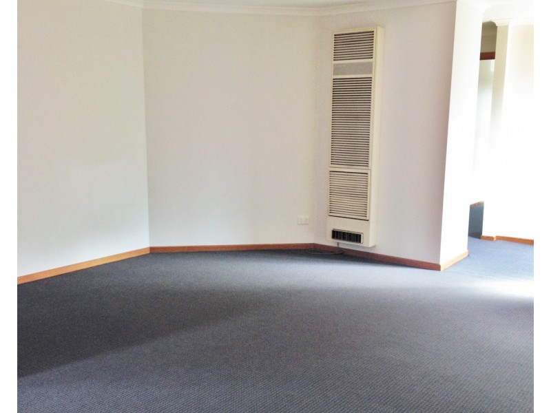 10/19 Mons Parade, Noble Park VIC 3174