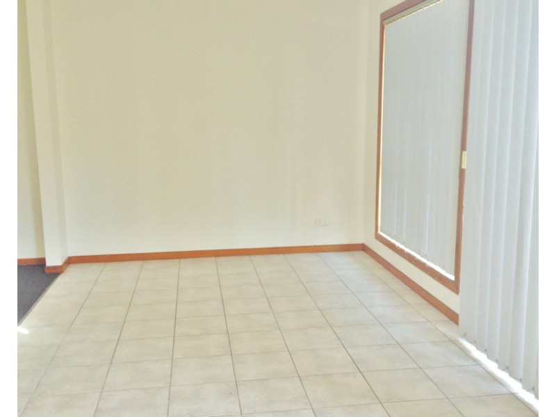 10/19 Mons Parade, Noble Park VIC 3174