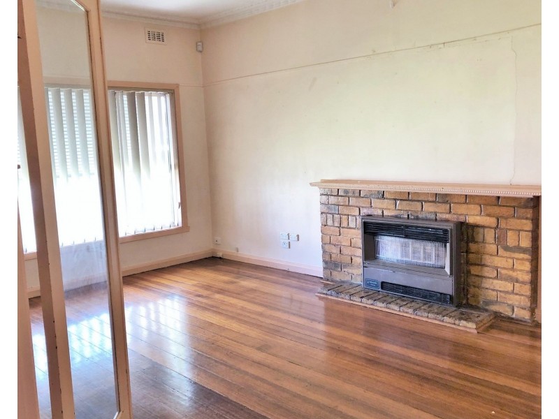 5 Royal Avenue, Springvale VIC 3171