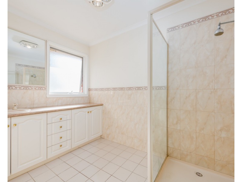 72 Holmbury Boulevard, Mulgrave VIC 3170