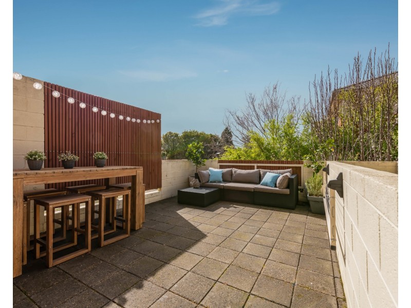 10 Shady Mews, Clayton VIC 3168