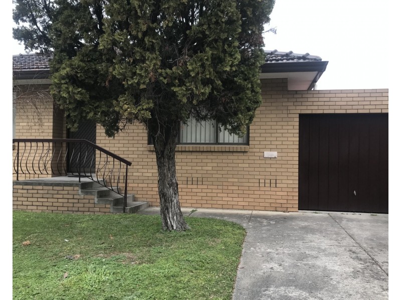 1/2 Wright Street, Clayton VIC 3168