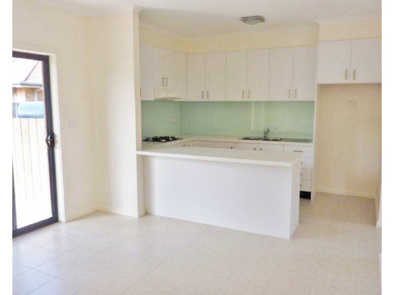 2/14 Boyd Avenue, Oakleigh East VIC 3166