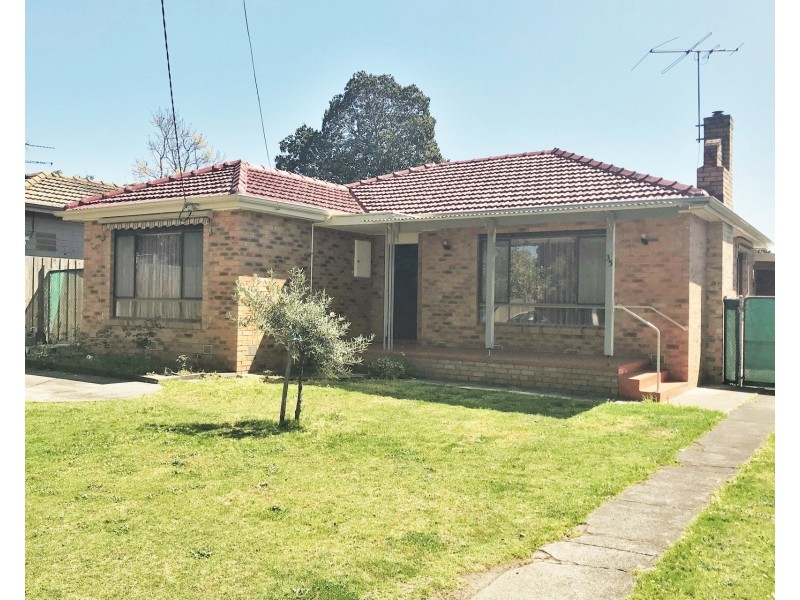 35 Inverness Street, Clarinda VIC 3169