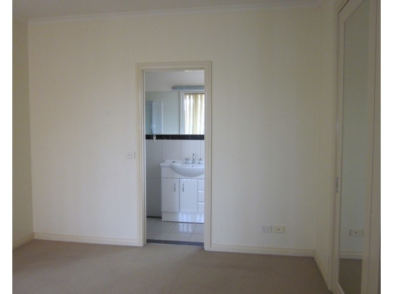3/23 Madeleine Road, Clayton VIC 3168