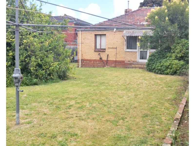 3/18 Dover Street, Oakleigh East VIC 3166